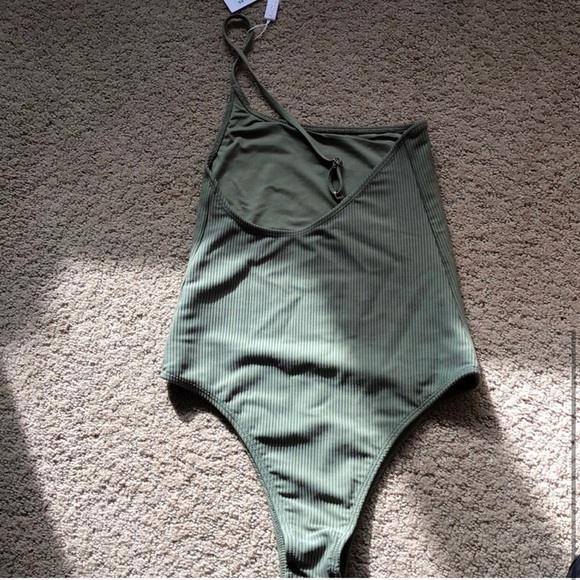 Frankies Swim - Picture 3 of 3